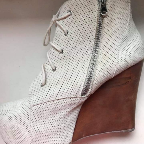 Jeffrey Campbell Wedges - Picture 3 of 3